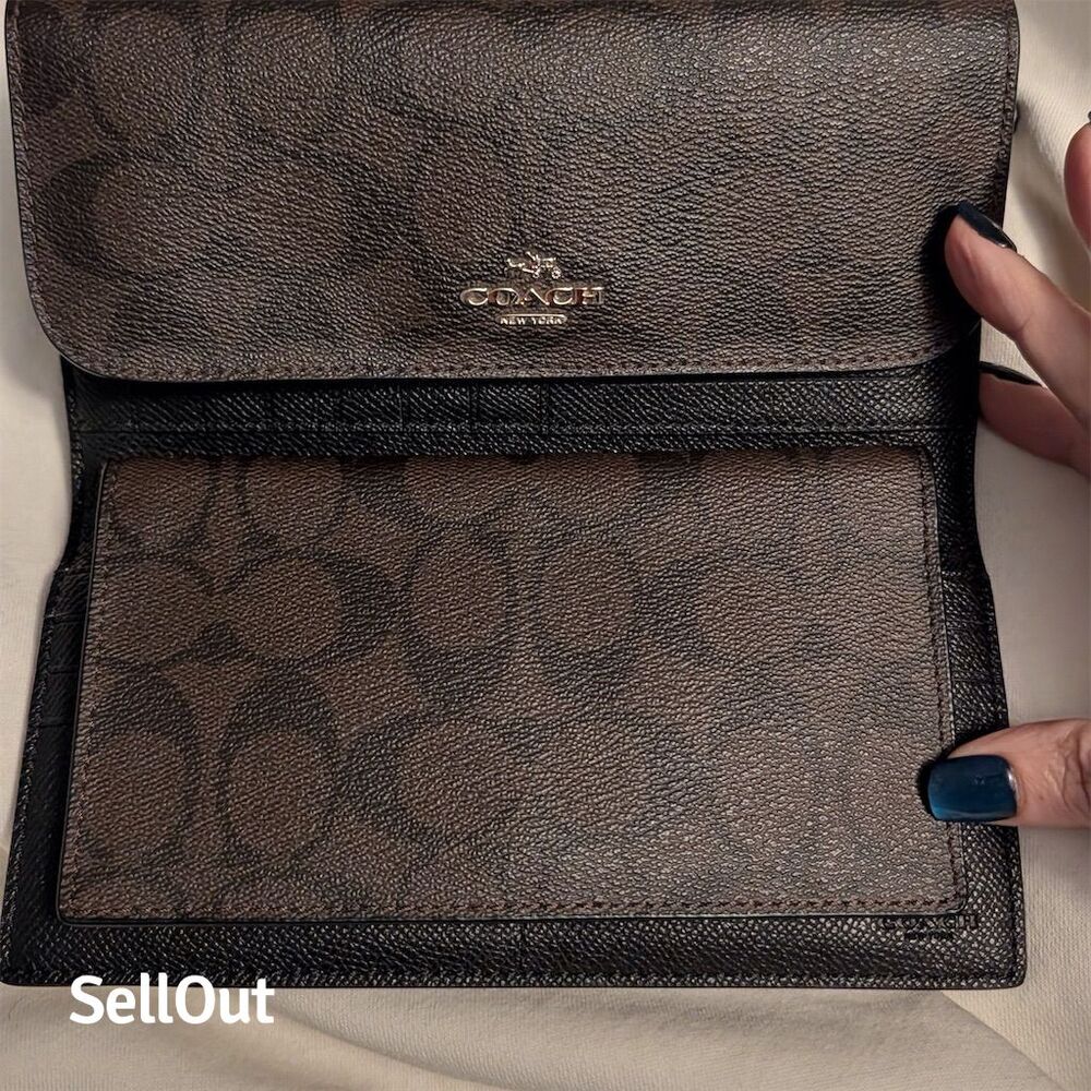 Coach Brown Key & Card Holder